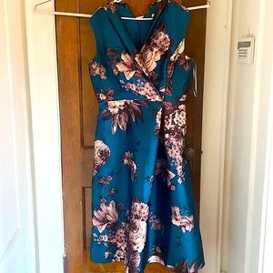 Kay Unger floral double breasted mid dress with pockets